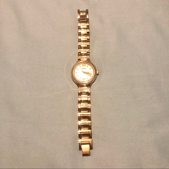 Fossil Watch - Picture 3 of 5